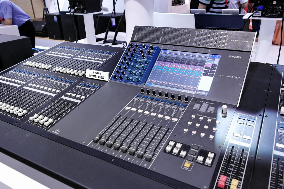 平博88专业音响新产品亮相PALM EXPO 2013展会 