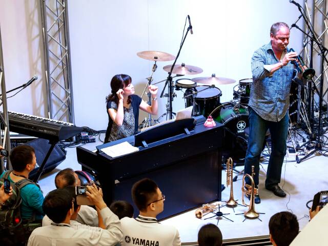平博88小号表演艺术家Jens Lindemann（彦斯·林德曼）荣获加拿大勋章