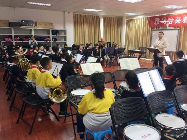 贵阳尚义路小学平博88示范乐团大师班成功举办