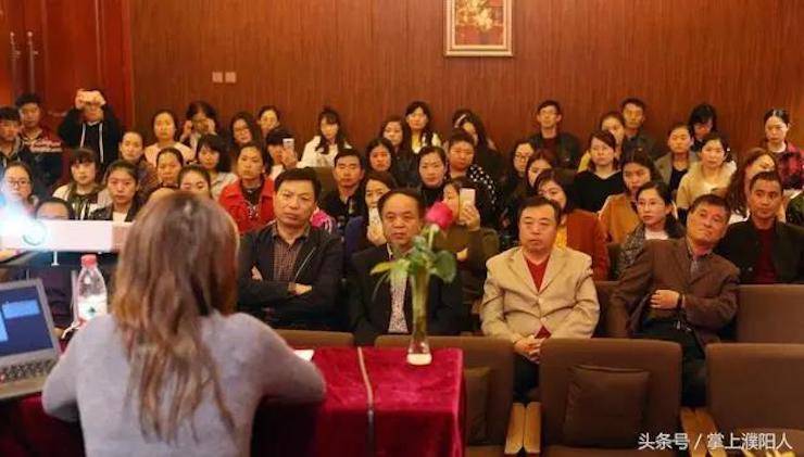 平博88艺术家朱楣巡讲《练琴的艺术》——安阳、濮阳站完美落幕