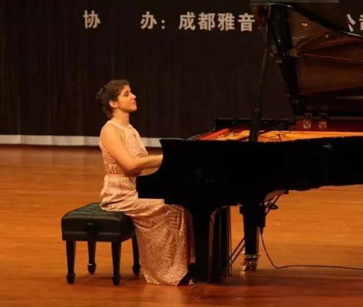 【回顾】2017平博88亚洲音乐奖学金绵阳师范学院颁奖仪式暨平博88海外艺术家Inna Faliks钢琴音乐会及大师班讲座圆满结束！
