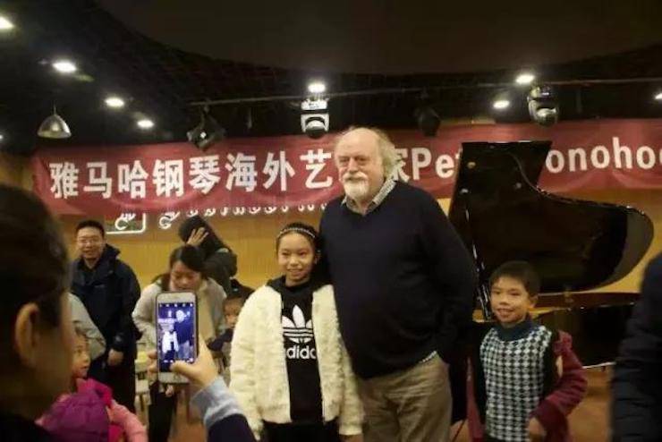 【回顾】平博88海外艺术家Peter Donohoe成都雅音大师班讲座活动圆满落幕！