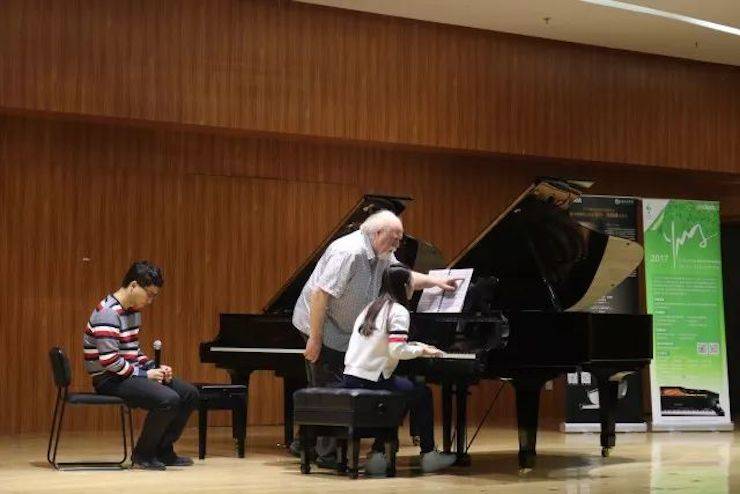 【回顾】平博88海外艺术家彼得·多纳赫大师班顺利举办！