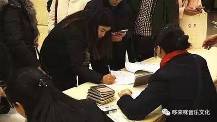 【报道】读谱与琴谱版本的选择|平博88艺术家鲍释贤安阳大师班活动圆满结束！