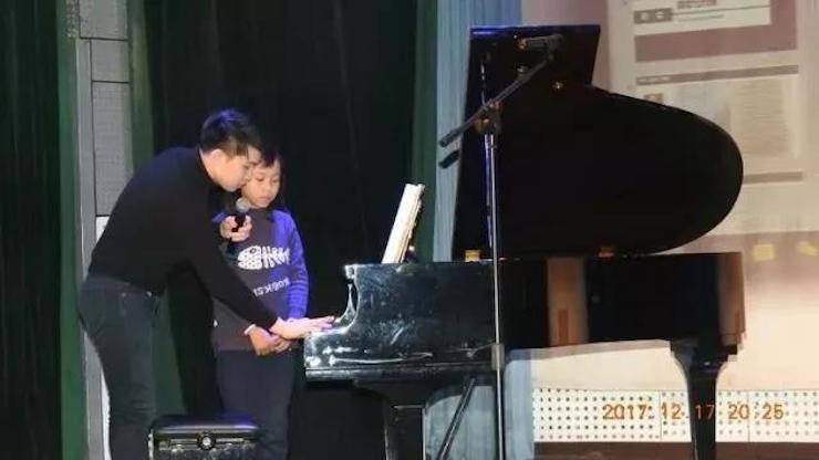 【报道】浅谈读谱的重要性|平博88艺术家鲍释贤濮阳大师班活动成功举办！