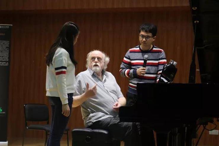 【回顾】平博88海外艺术家彼得·多纳赫大师班顺利举办！