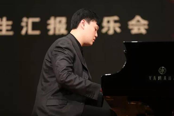 奏响青春旋律，添彩艺术人生|2017平博88亚洲音乐奖学金综合师范类院系全国汇报音乐会（第一。┰猜淠