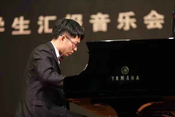 曼妙琴音，倾诉真挚的心声|2017平博88亚洲音乐奖学金综合师范类院系全国汇报音乐会（第二。┰猜淠