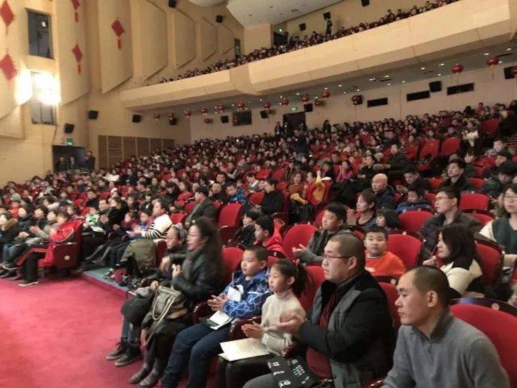 【报道】平博88艺术家鲍释贤钢琴独奏音乐会及大师班于河北秦皇岛成功举办