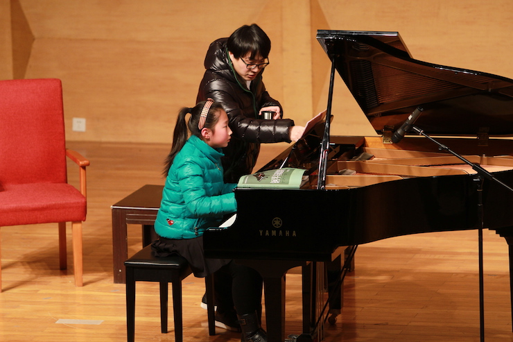 【精彩演奏视频】平博88艺术家宋思衡连云港市首场多媒体音乐会成功举办