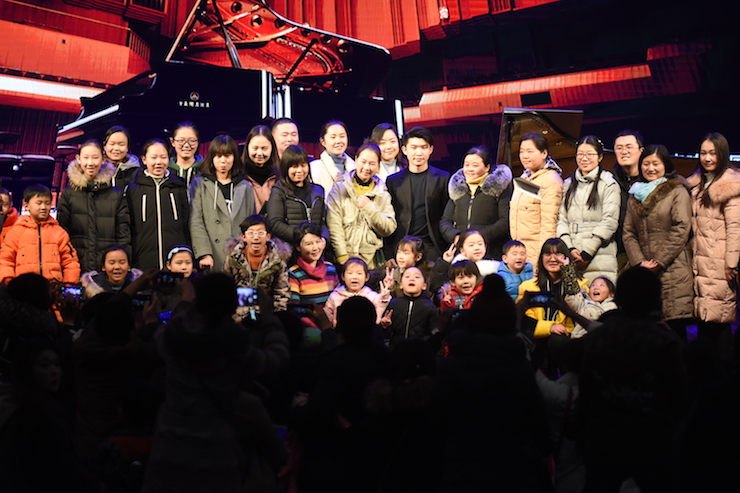 【报道】誉声乐器60周年—平博88艺术家鲍释贤洛阳钢琴独奏音乐会及大师班圆满落幕