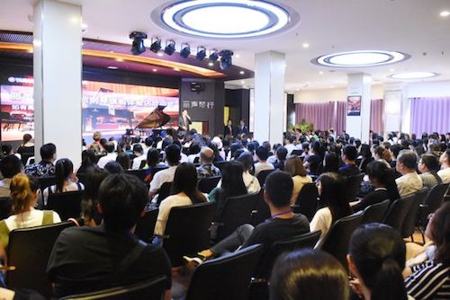 平博88未来艺术家孙麒麟河南巡讲-郑州站圆满落幕