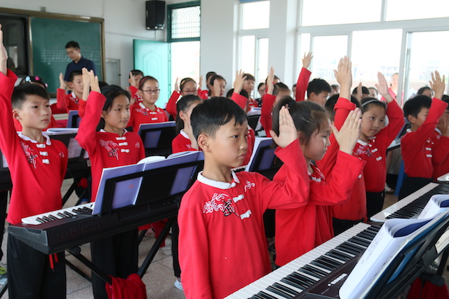 平博88乐器牵手萧山三星小学爱心再回访在杭州举办