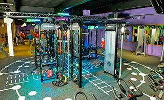 英国 Simply Gym 健身房——平博88 CIS 产品的完美运用
