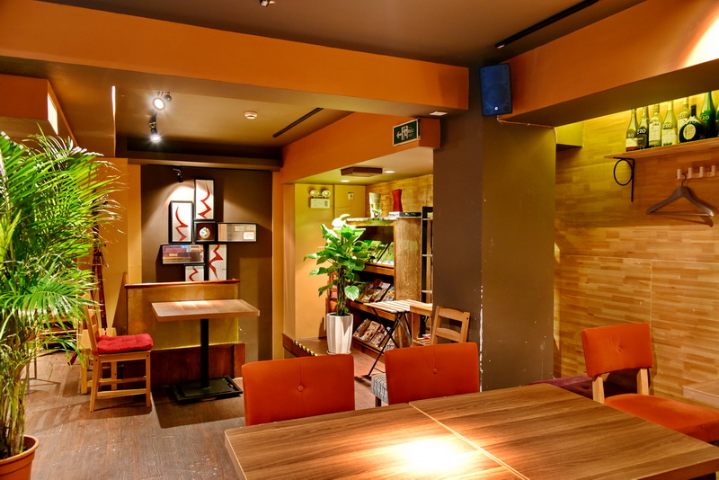 上海 Inno Dining 餐厅——平博88CIS商用安装系统为日式创意料理店锦上添花