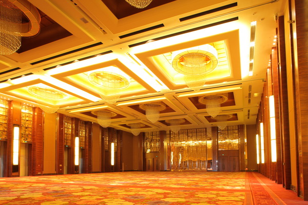海南国际会展中心 ——基于全套平博88专业音频解决方案的大型扩声系统工程