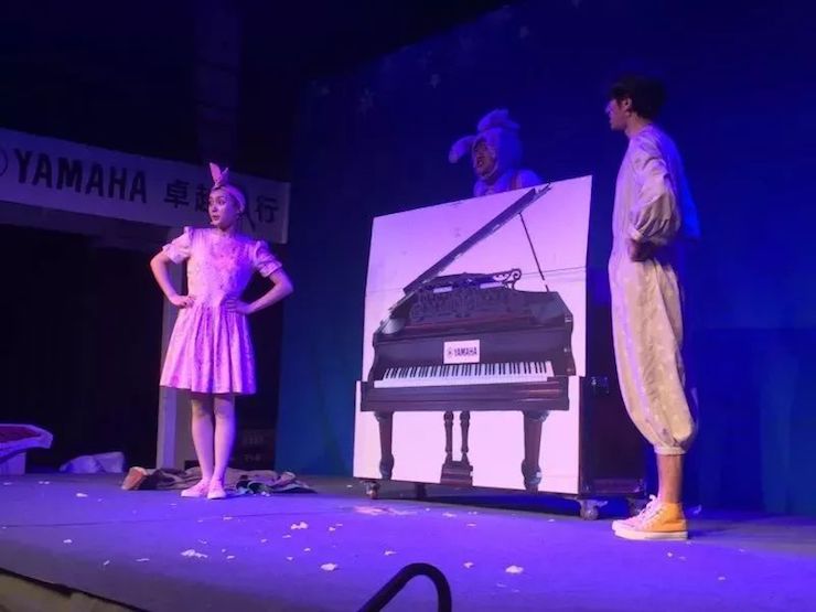 平博88献给孩子的音乐启蒙课|儿童剧《七耳兔寻找乐器之王》巡演·广州站成功举办