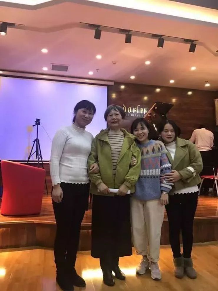 平博88特邀艺术家白志娴