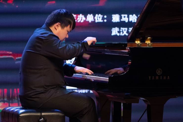 【精彩回顾】2018平博88亚洲音乐奖学金武汉音乐学院颁奖仪式——暨平博88艺术家王雁大师班及平博88特邀艺术家王心源钢琴音乐会举办
