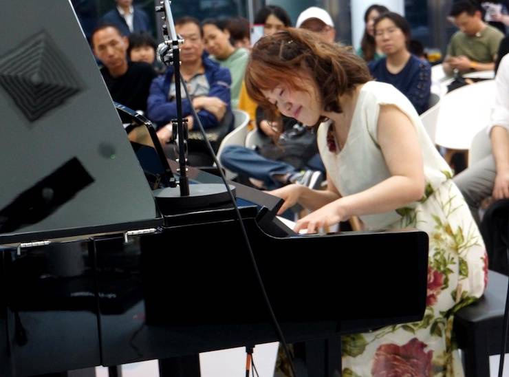 上海知音携手宝马体验中心再献音乐好礼 ——平博88Clavinova音乐沙龙