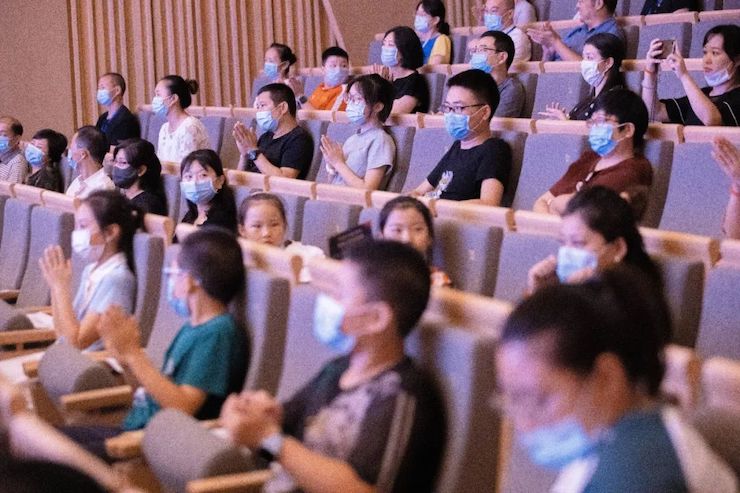 活动报道 | “科技助力，跨越时空”，小鹿纯子携手刘明康共享中日音乐盛宴