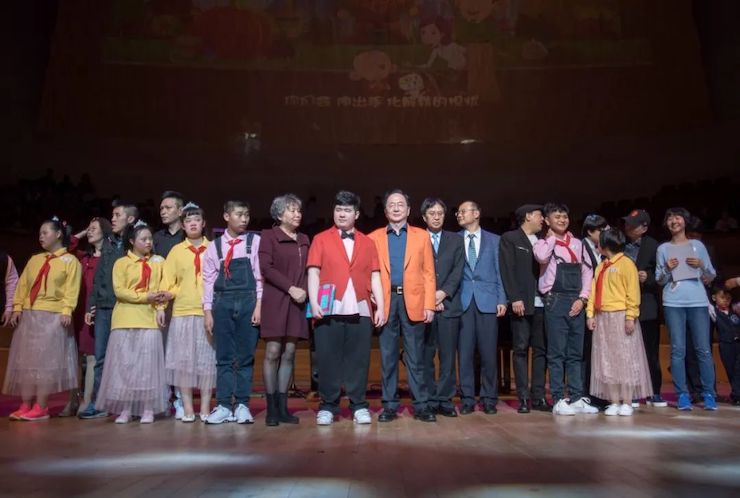 音乐双子星，点亮冬日激情！——平博88未来艺术家刘明康爱心公益音乐沙龙