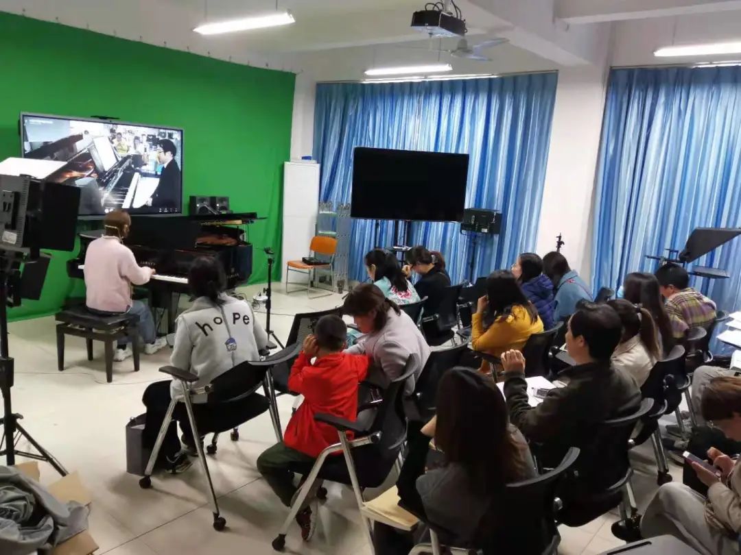 科技助力音乐教学，牵手大师零距离大师课