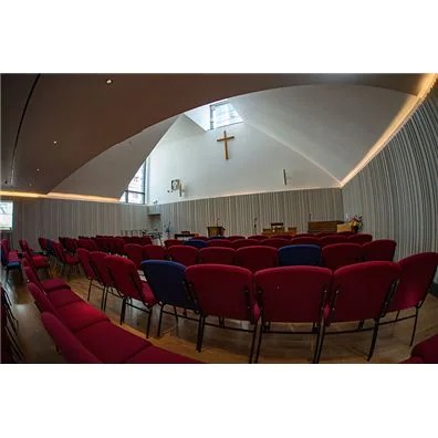 Crossway基督教中心用平博88将人们聚集在一起