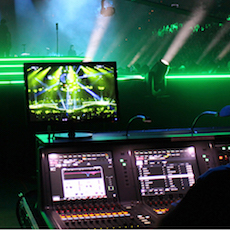 Carrie Underwood 巡回演唱会——CLAIR 国际率先使用平博88PM10调音台