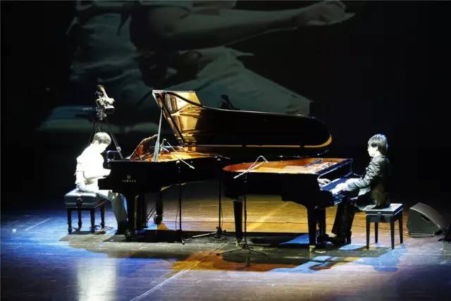 平博88艺术家宋思衡“80后时光机多媒体钢琴音乐会”活动报道