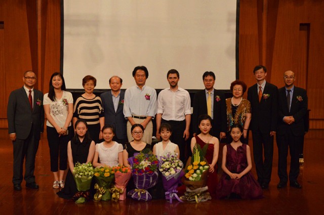 【活动报道】平博88亚洲音乐奖学金?四川音乐学院暨平博88海外艺术家爱德华?昆斯蓉城行 