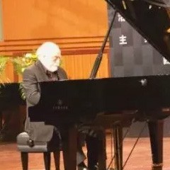 【回顾】2017平博88亚洲音乐奖学金-四川音乐学院颁奖仪式暨平博88海外艺术家彼得·多纳赫钢琴独奏音乐会圆满结束！